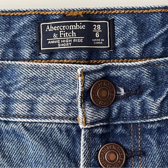 Abercrombie & Fitch Annie High Rise Short 28 Button Fly Raw Hem Rigid Denim Blue - Picture 5 of 6